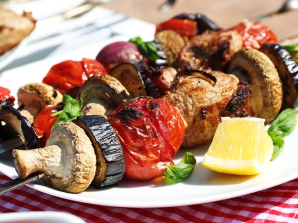 Vinn en Weber Genesis E-325s gassgrill