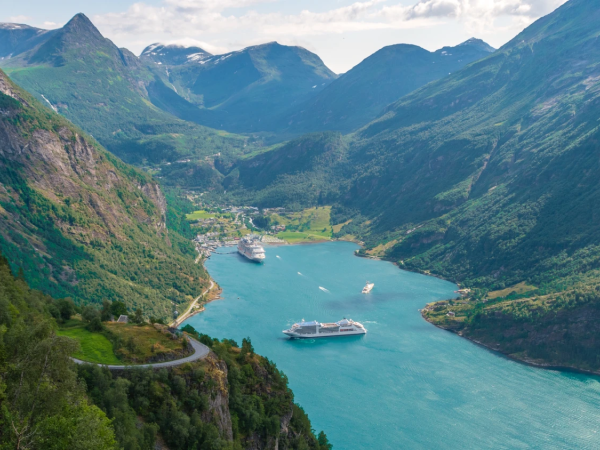 Vinn et gavekort hos Hurtigruten